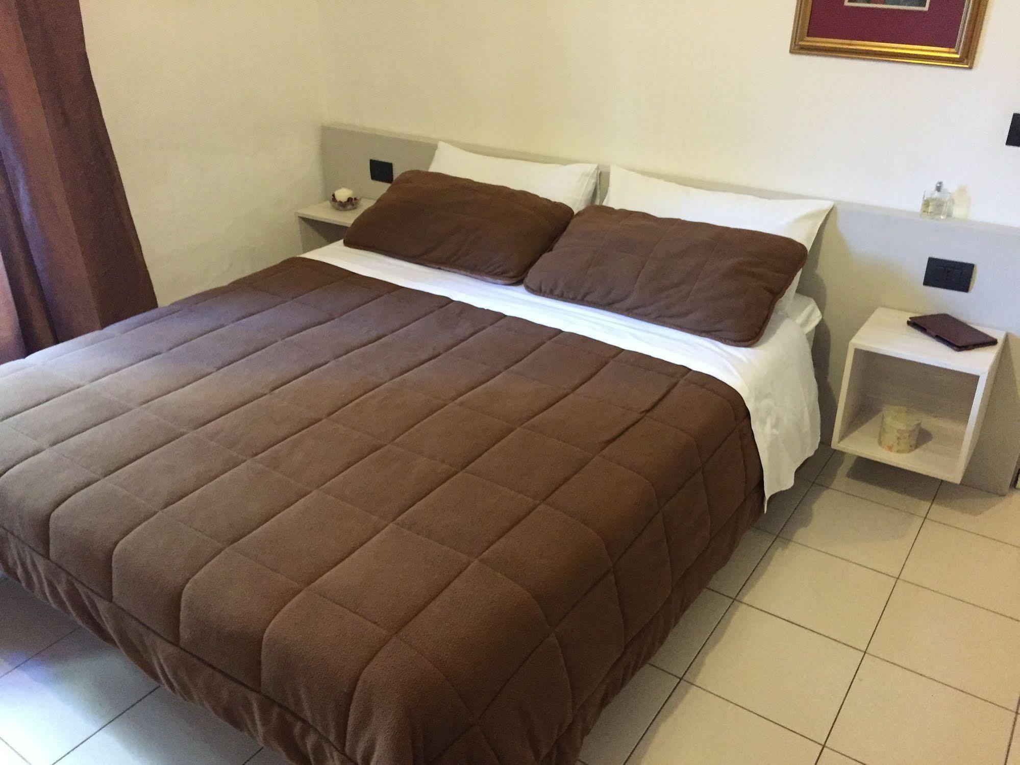 Greenriver Hotel Ponsacco Luaran gambar